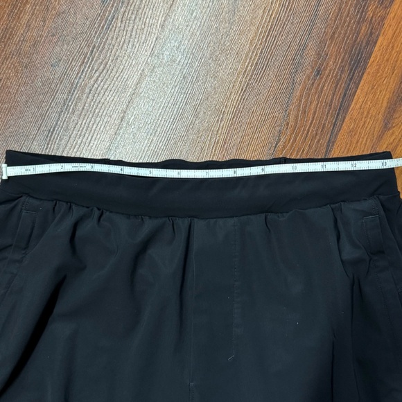 Lululemon Surge Joggers Black Women's Size 6-8 no size tag - Picture 3 of 7